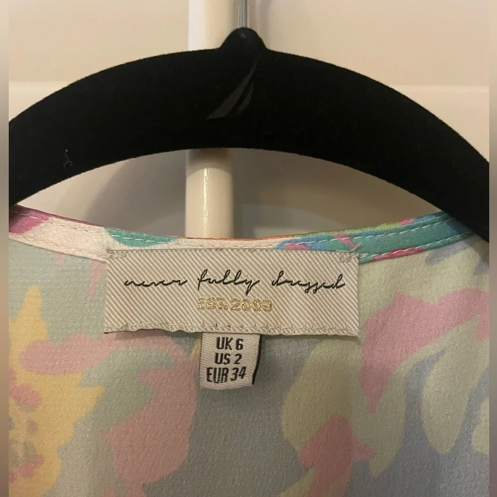 Never Fully Dressed Blossom short sleeved multi color dress - Picture 2 of 7